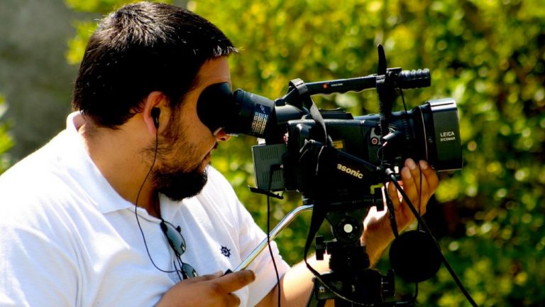 TV – Radio – Medios